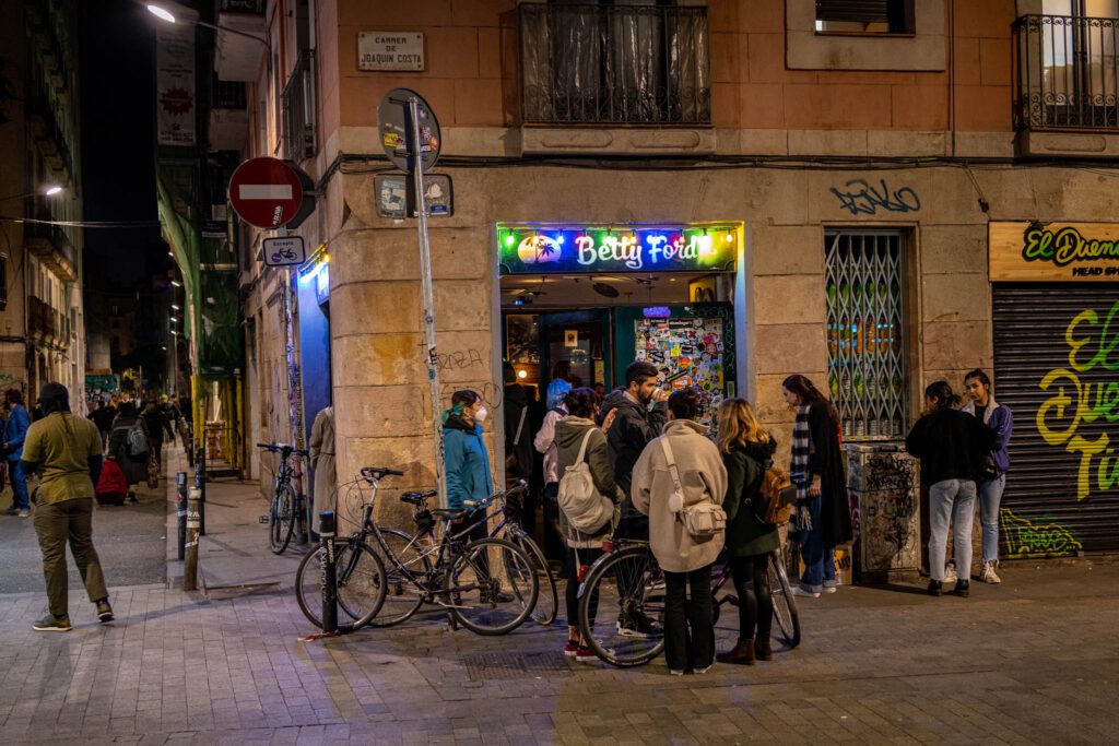 hipster travel guide barcelona