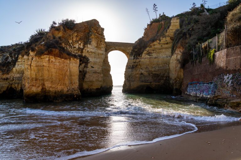 How to Plan an Amazing Algarve Itinerary (3-7 Days)