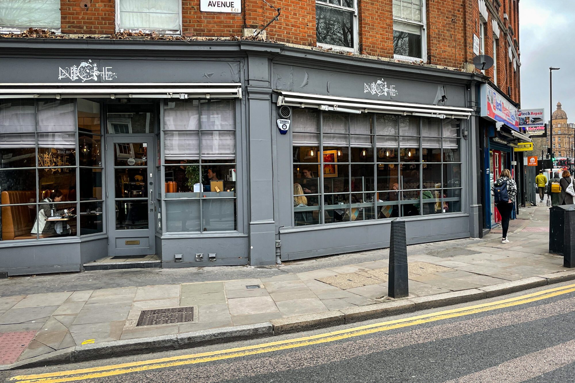 Gluten Free London: A Complete Guide For Celiac Foodies