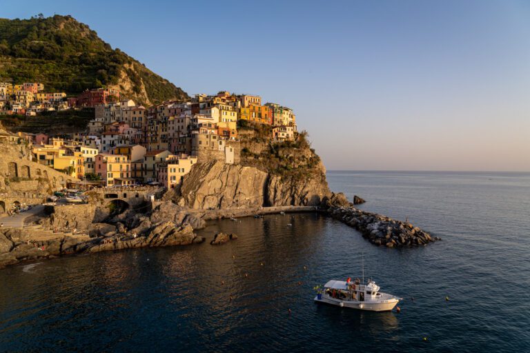 How to Plan an Incredible Cinque Terre Itinerary (2 Days)